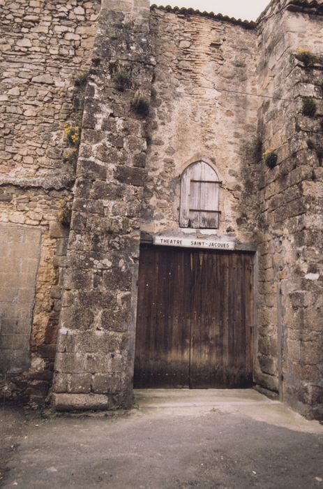 façade latérale nord-est, vue partielle