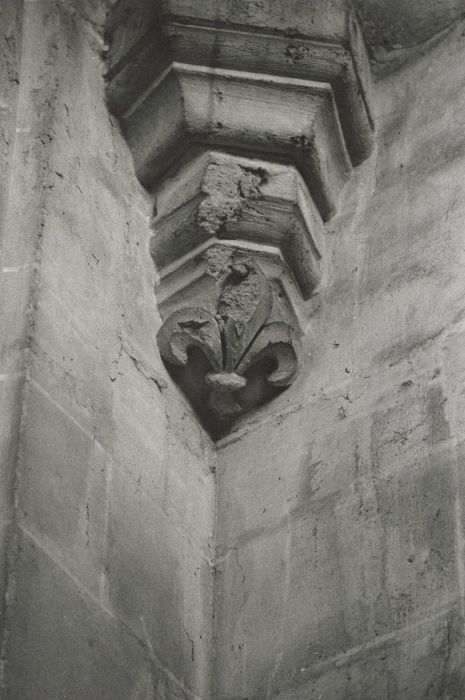 chapelle de Marguerite d’Écosse, détail d’un culot sculpté