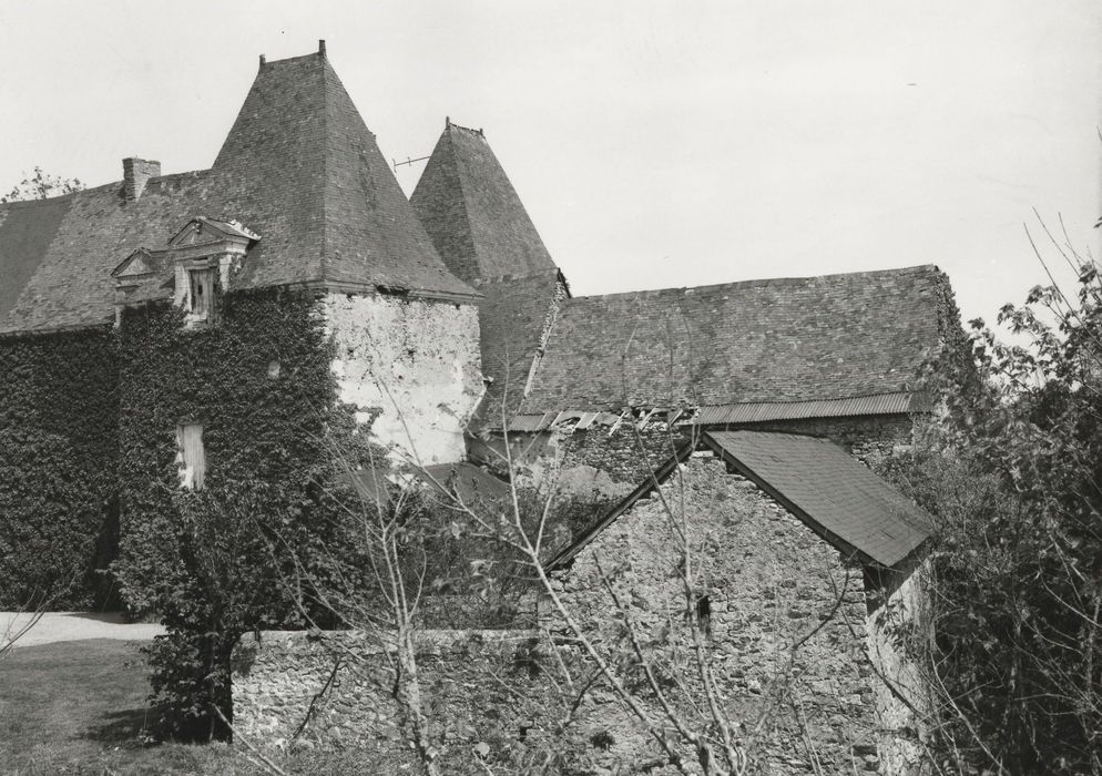 façade sud-ouest, pavillon de gauche