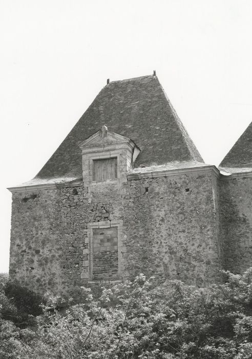 façade sud-ouest, pavillon de droite