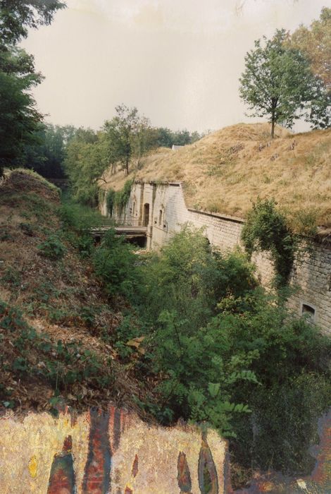 vue partielle du fort à l’Est