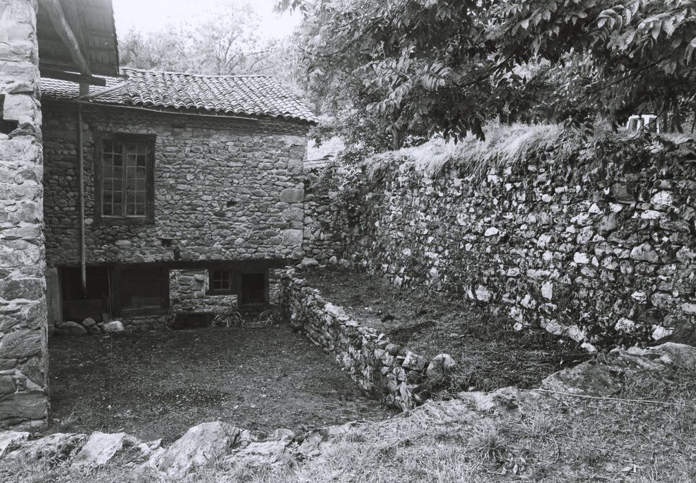 fosse de stockage des pommes de terre