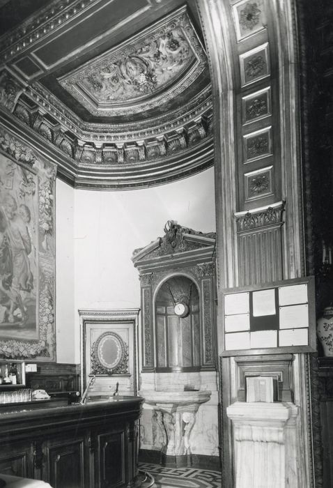 ancienne salle à manger, vue partielle