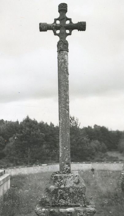 vue générale de la croix (face nord)