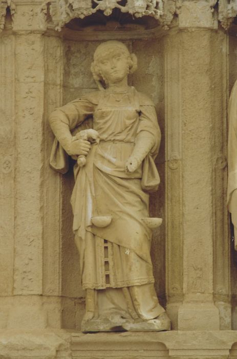 statue : Justice (la)