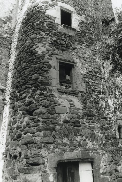 tourelle d’escalier de l’hôtel