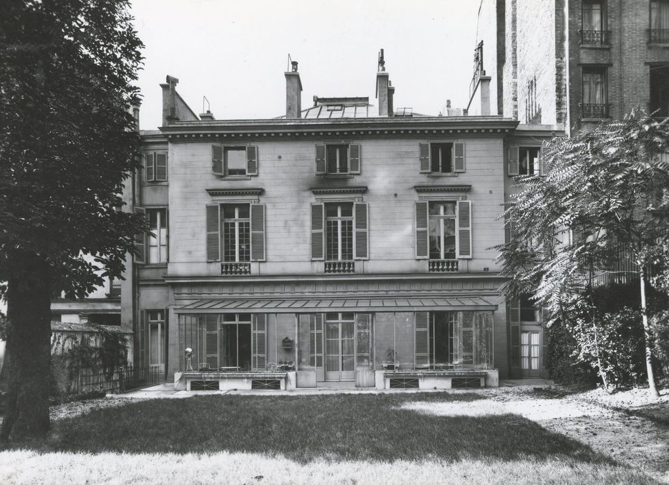 façade sur jardin