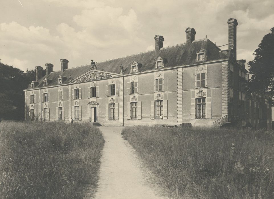 Aile ouest, façade ouest