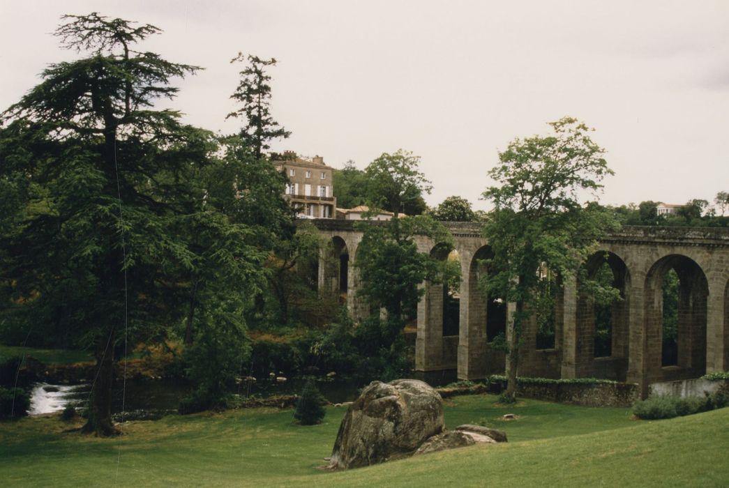 vue partielle du parc