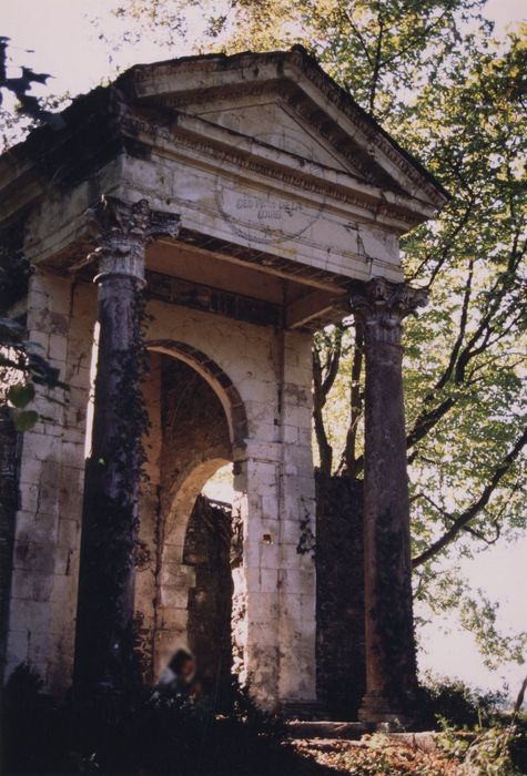 parc, fabrique en forme de tempietto, vue partielle