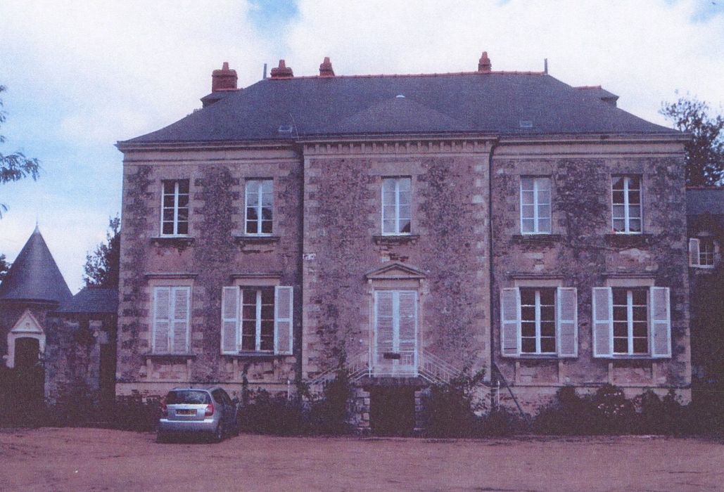 façade ouest (document numérisé)