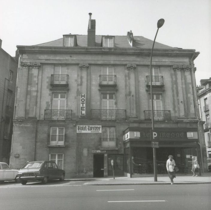 façade sur la rue Bonsecours