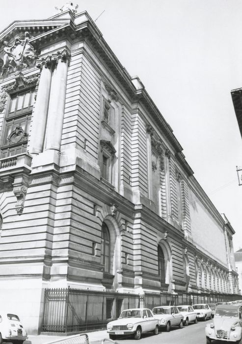 Façade latérale rue Elie Delaunay