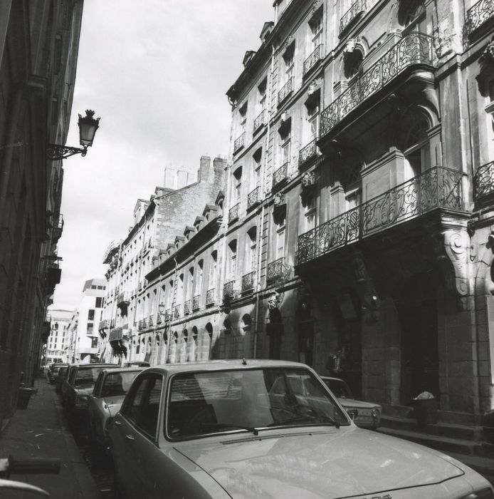 façades côté impair rue de Kervegan