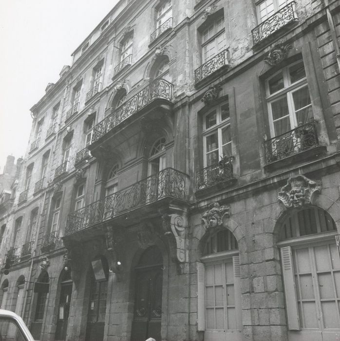 façade sur rue