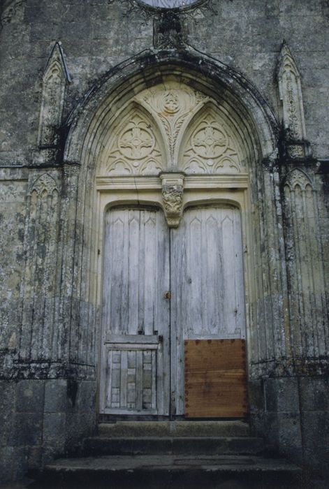 chapelle, portail ouest