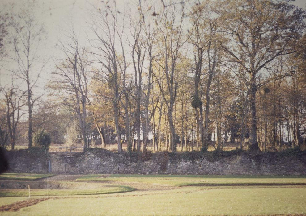 terrasse nord, vue partielle du jardin