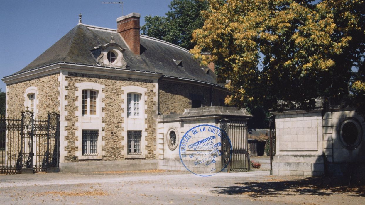 pavillon de gardien, aile nord