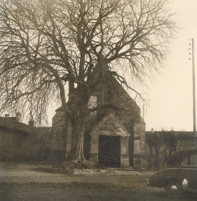 façade ouest, vue partielle