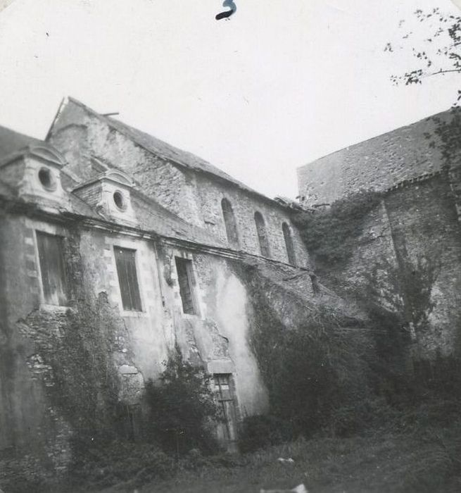 Façade est, chevet de l’église abbatiale