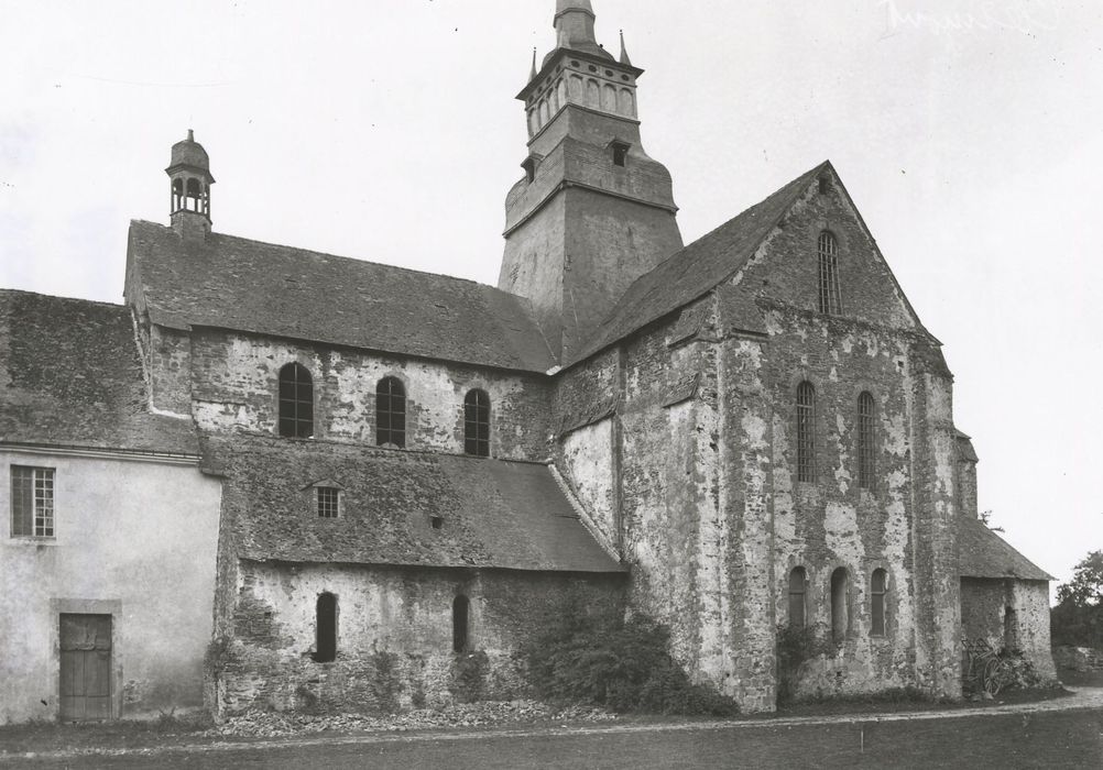 Église abbatiale, chevet, transept sud