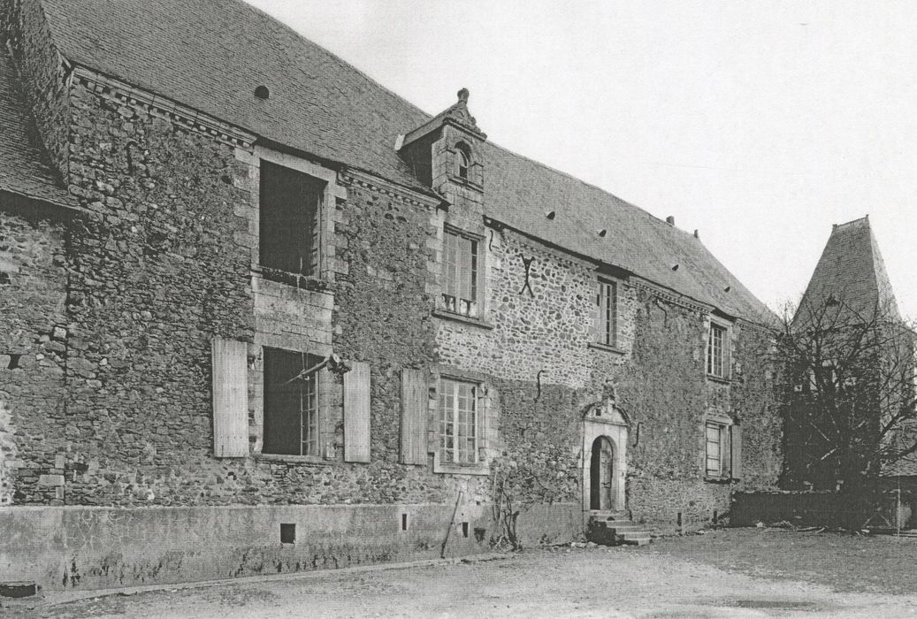 façade ouest (document numérisé)