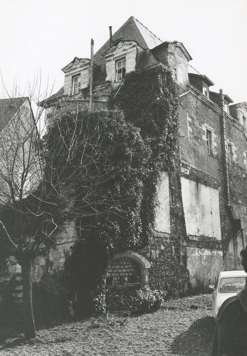 façades nord et ouest, vue partielle