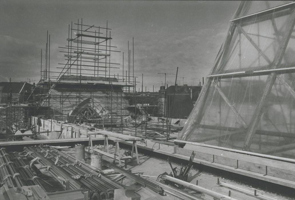 église abbatiale, reconstruction du pignon ouest