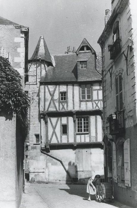 façade sur la rue Saint-Aignan