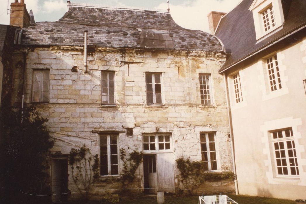 façade sur cour