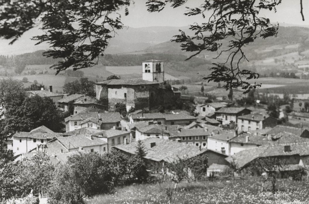 vue générale de la chapelle dans son environnement