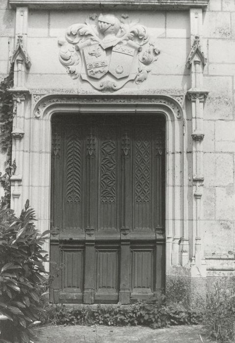 chapelle, porte ouest