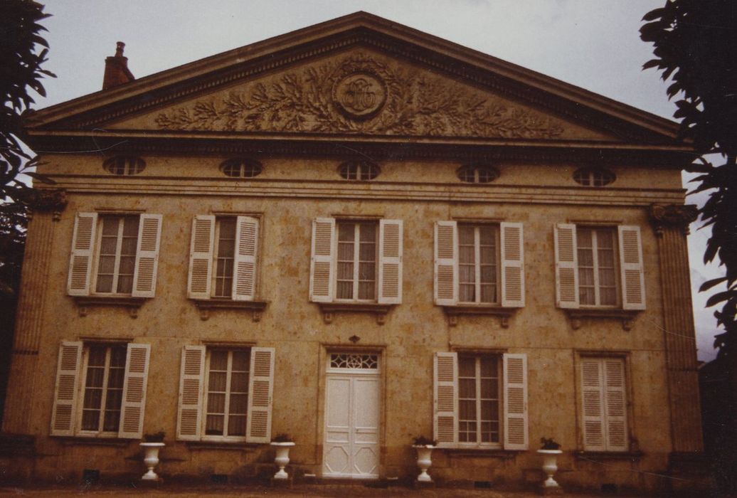 façade antérieure