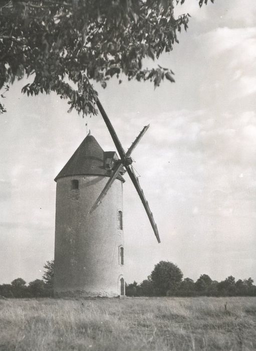 vue générale du moulin dans son environnement