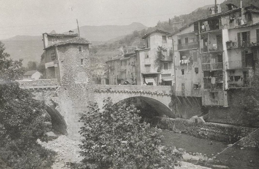 vue partielle du pont depuis l’Aval