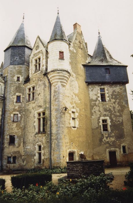 logis du 15e siècle, façades nord et ouest