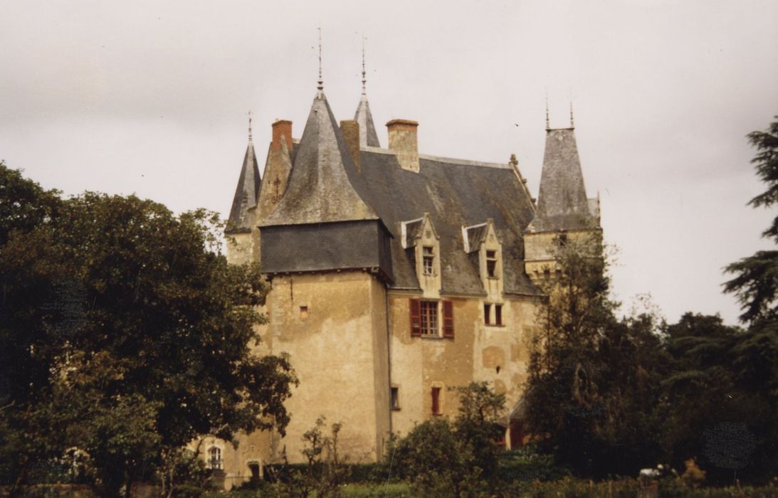 logis du 15e siècle, façades sud et est