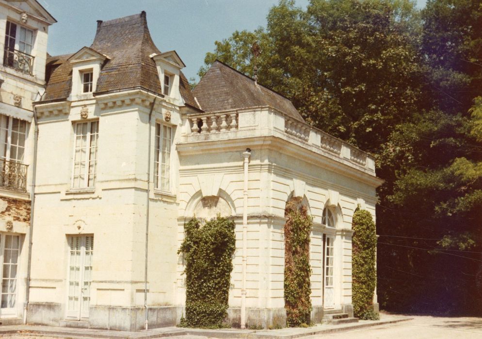 aile de la chapelle, façade sud et ouest