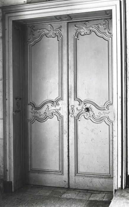 vantail de la porte du vestibule