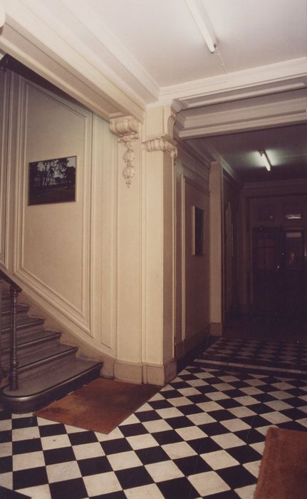 vestibule de l’ancien hôtel