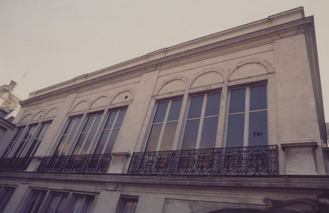 façade sur le passage