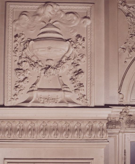 ancienne salle des bouquets, détail des décors stuqués