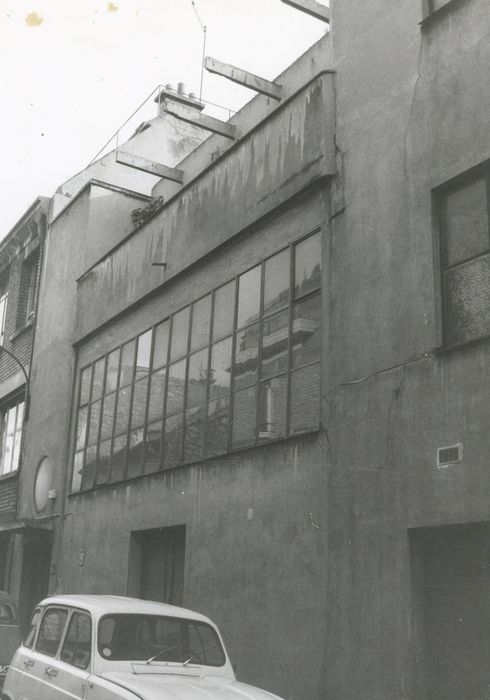 maison Huggler, façade sur la villa Seurat