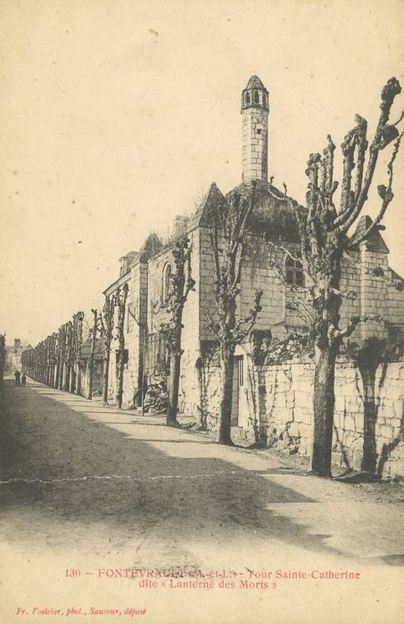 vue générale de la chapelle dans son environnement depuis l’Allée Sainte-catherine