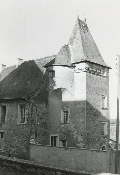 façades sud et est, vue partielle