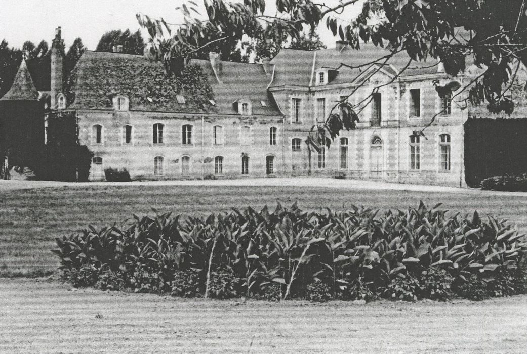 façades sud et est, vue partielle (photocopie numérisée)