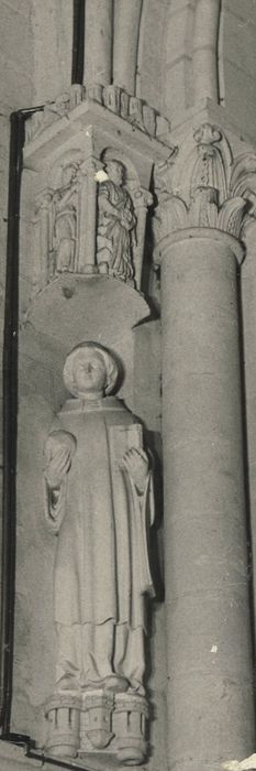 statue : Saint Etienne