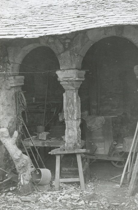 ancien cloître, vue partielle