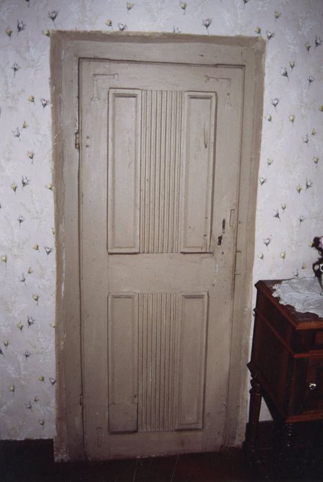 1er étage, chambre nord, détail du vantail de porte (cabinet)