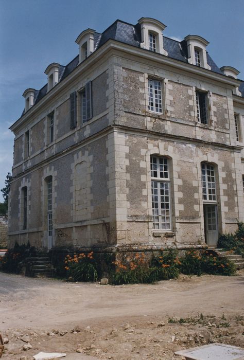 bâtiment conventuel, façades nord et ouest, vue partielle